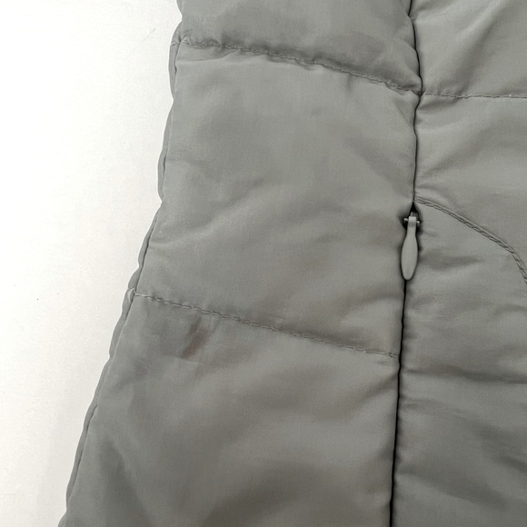Talbots Light Gray Vest with removable Hood size P - Picture 7 of 9